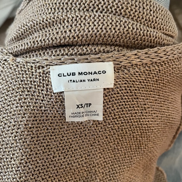 Club Monaco - Italian Yarn Gold Knit Sweater w/ Back Cut-Out: Women’s XS - Picture 7 of 7